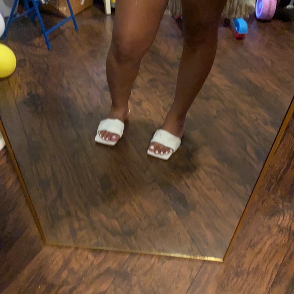 Whit woven square toe slides - Picture 5 of 8